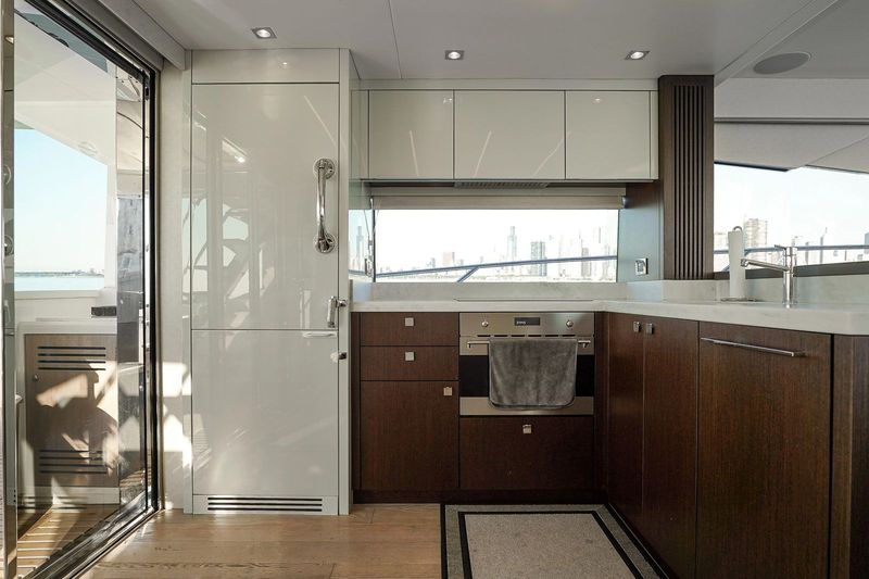 Lucky Bet: The galley